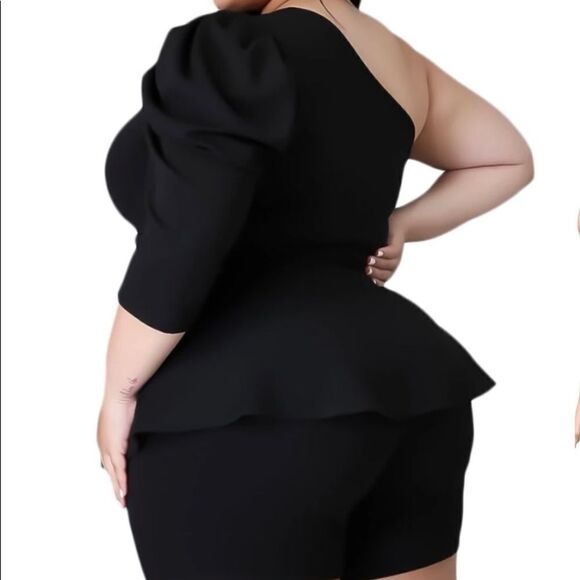 2pc Set One Shoulder Peplum Top & Shorts in Black - Size 2X - Picture 2 of 9
